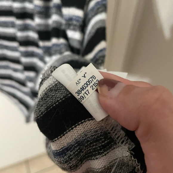 Womens AEO Soft & Sexy Dress Plush Cold Shoulder Turtleneck Blk Stripe Size XL - Picture 9 of 9